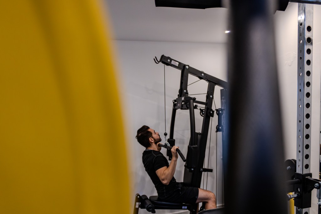 Devo fazer treino de força para perder&nbsp;peso?